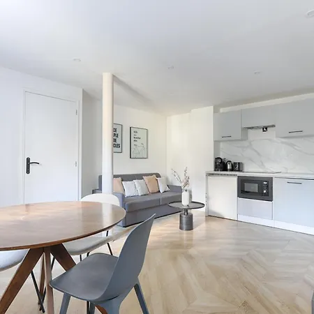 Charming La Chapelle 파리