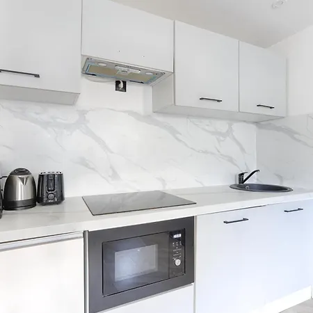 Charming La Chapelle Apartament