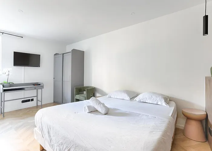 Charming La Chapelle * Paris