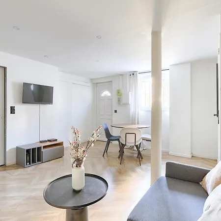 Apartmán Charming La Chapelle Paříž